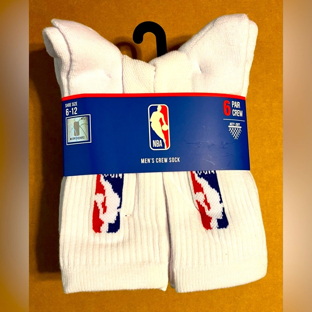 NBA Logo Basketball Men Crew Socks 6 Pairs - White - Shoe Size 6-12 - NEW